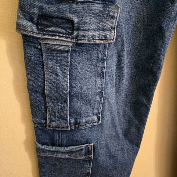 American Eagle Super High Rise Baggy Straight Cargo Jeans Size 0 - Picture 6 of 12